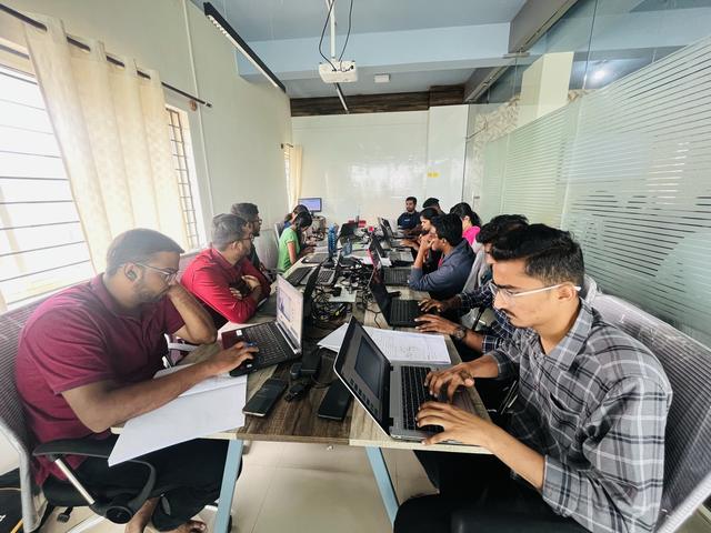 Loginware lab, Hassan